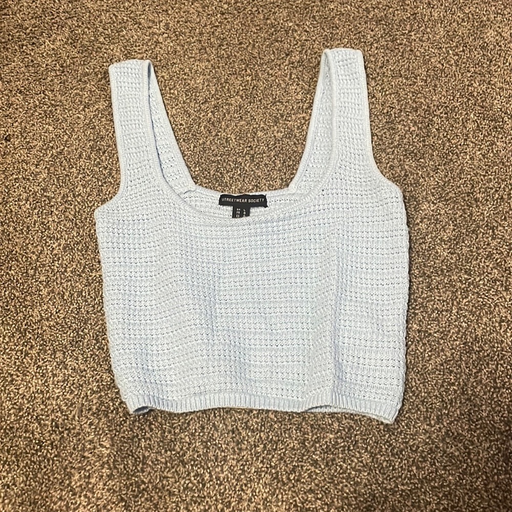crop top